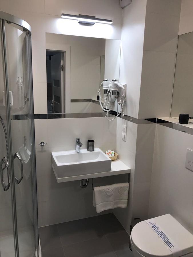 Apartamenty Platan Opieszyn 2 เชสเนีย ภายนอก รูปภาพ